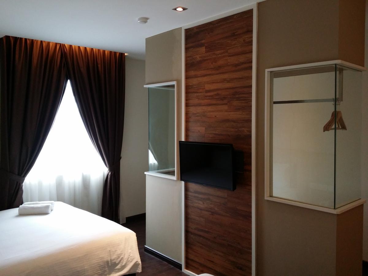 D Elegance Hotel Нусаяя Екстер'єр фото